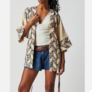 NWOT Free People Kimono chevron Tie print beige size S womens jacket